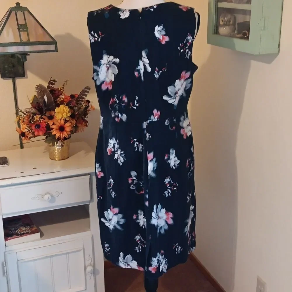 Lands' End Dark Floral Sleeveless Ponte Dress - Picture 6 of 11